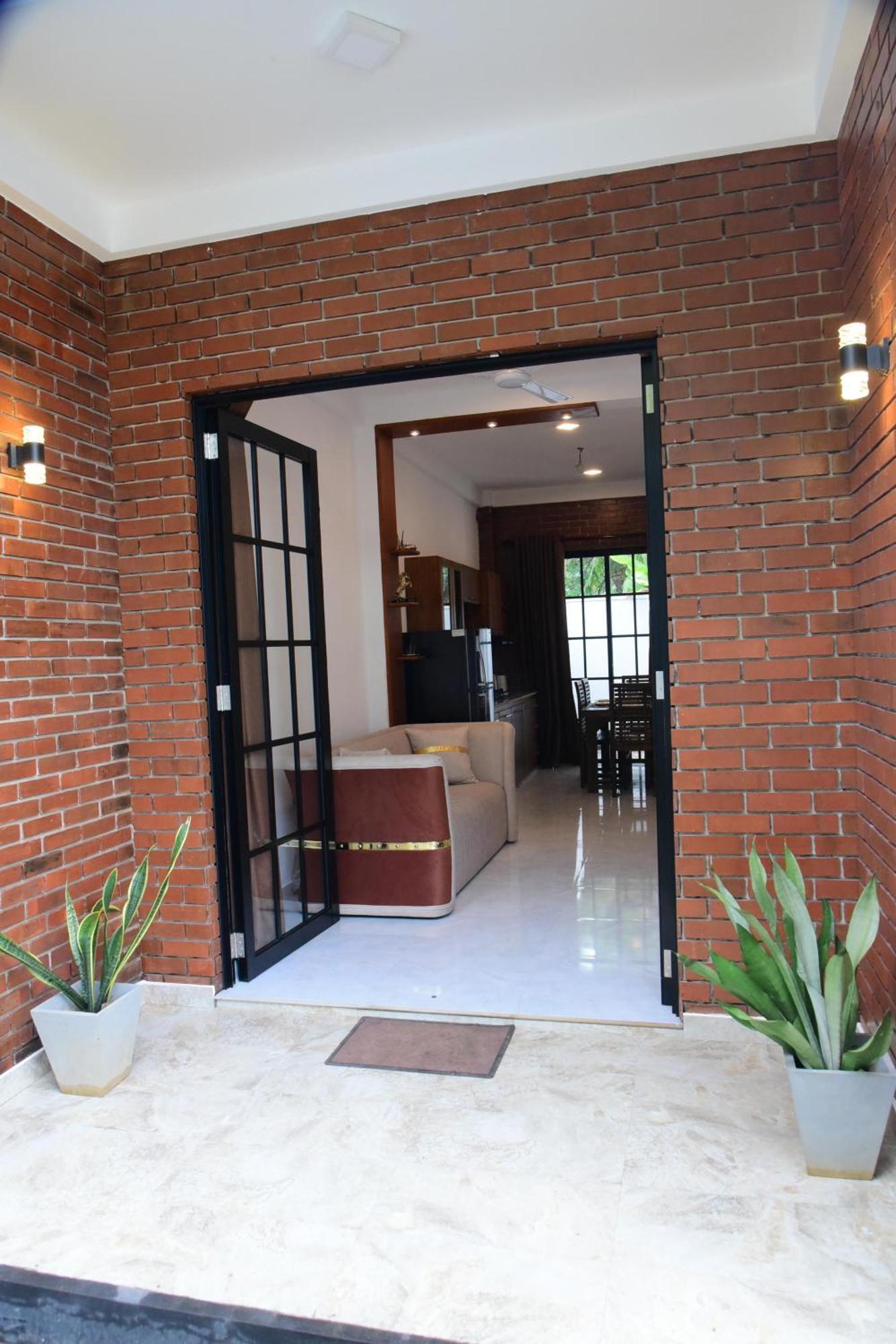 Ocean Ripples Hotel ฮิกคาดูวา ภายนอก รูปภาพ